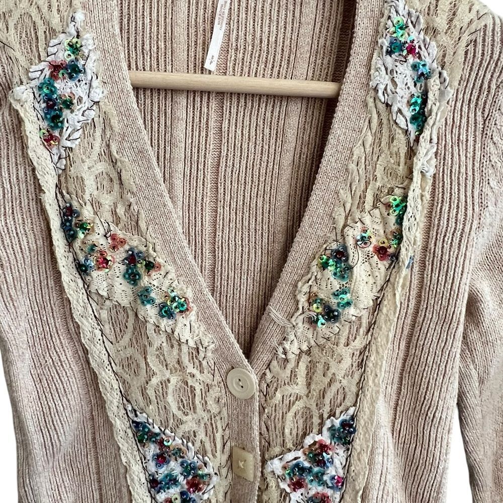 Free People silk cotton Cream Floral Embroidered V-Neck Cardigan - Picture 3 of 8